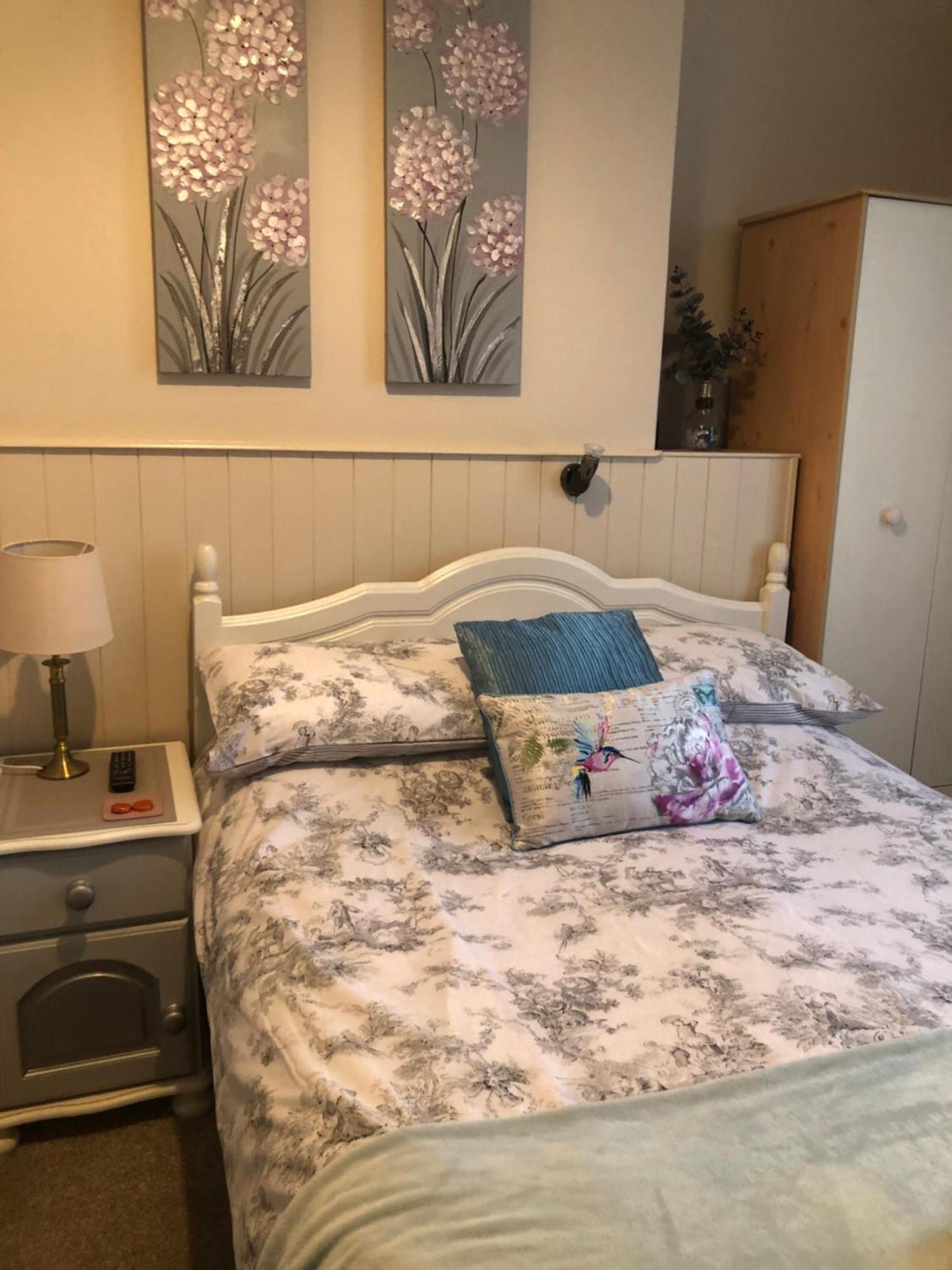 Cornubia Guest House Weymouth Bagian luar foto